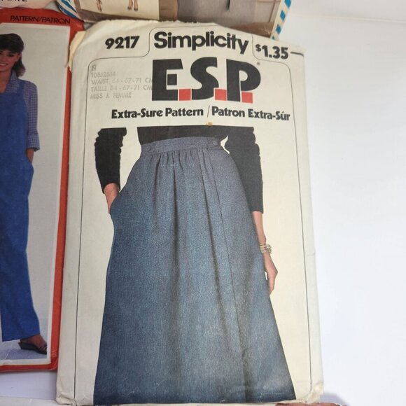 Sewing Patterns Lot of 11 Vogue Simplicity Butterick McCalls Cut Vintage 70s 80s - Picture 4 of 11